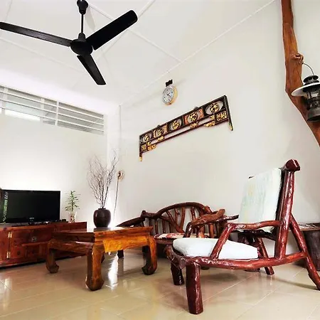 Foo Homestay